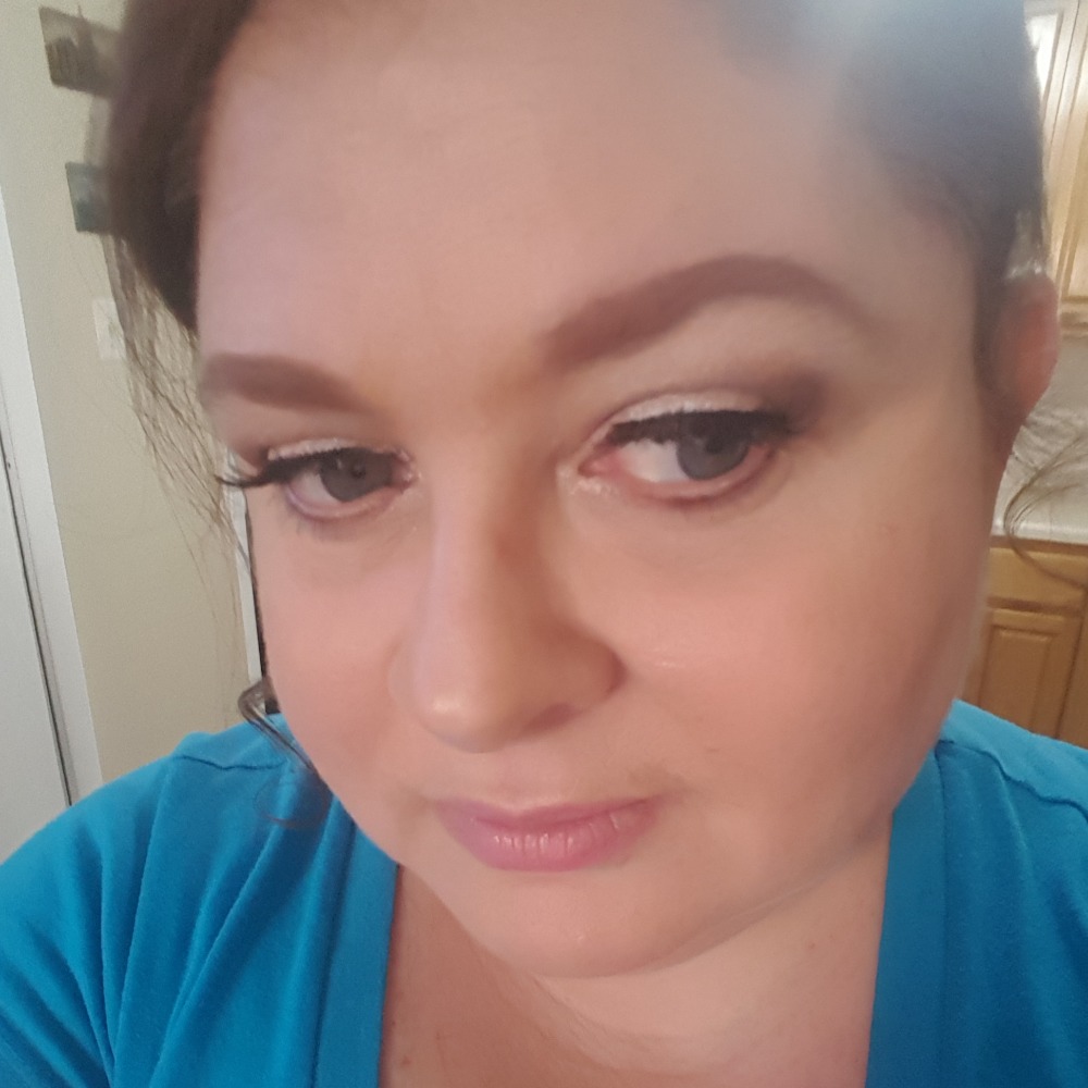 Meet your Posher, Debra